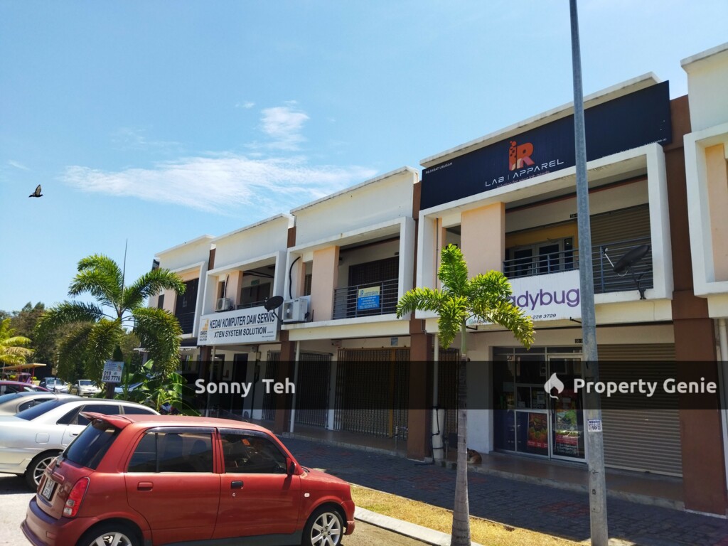 Shop for sale (Ground Floor) at Bandar Parklands