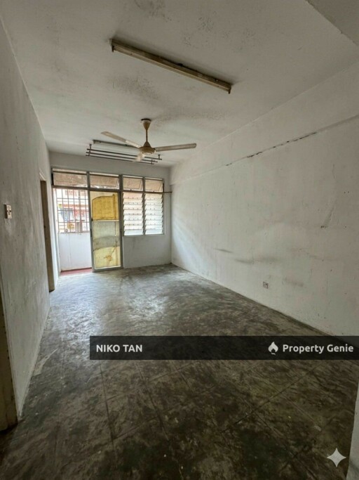 [RENOVATED]Shop Apartment Taman Sri Yaacob Skudai For Sale