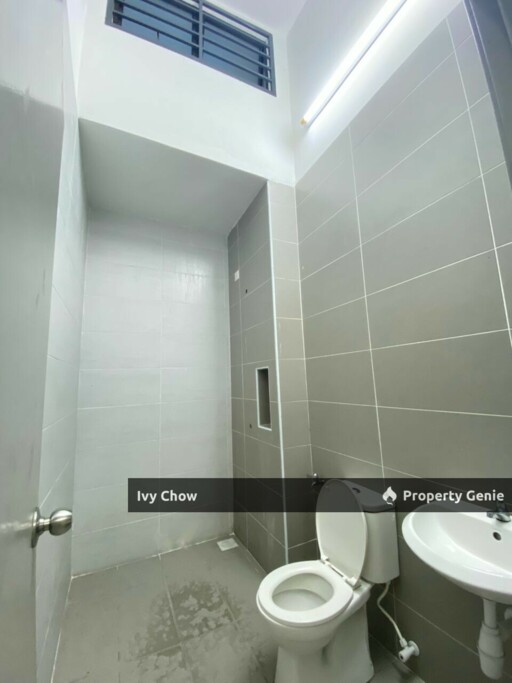 Terreca House Taman Mengkibol for Rent
