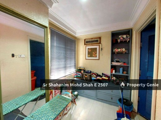 DOUBLE STOREY HOUSE AT TAMAN ALAM MEGAH SEKSYEN 27 SHAH ALAM  END LOT UNIT, RARE UNIT WITH BIG SIZE