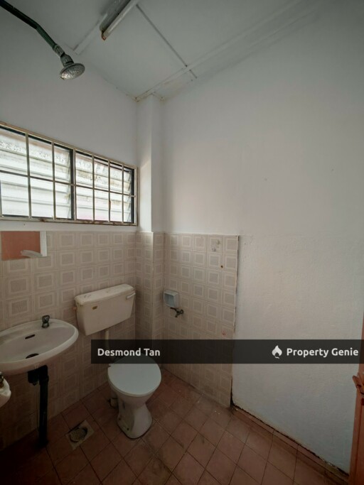 Taman Megah,Oakland,Seremban (Facing No House)