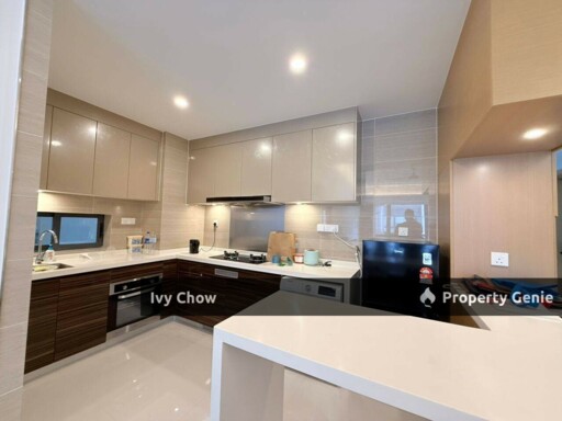 Jb Town R&F Studio For Sale