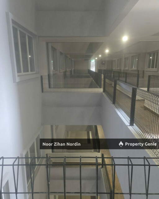 Nadayu 801 within  2 KM of Help University