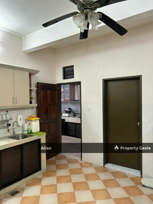 Taman Desa Tebrau @ Jalan Harmonium – Spacious 5BR Corner House for Rent