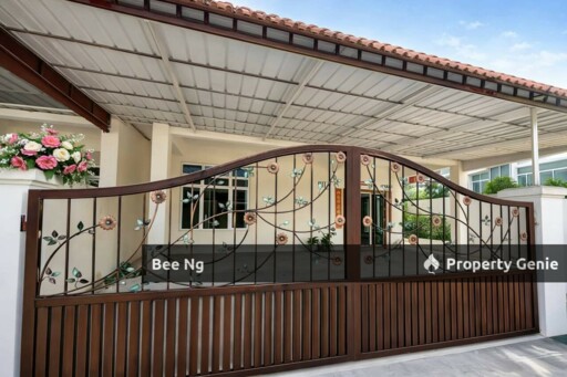 Taman Mutiara Rini /Jalan Bakti / Big Corner Single Storey Terrace
