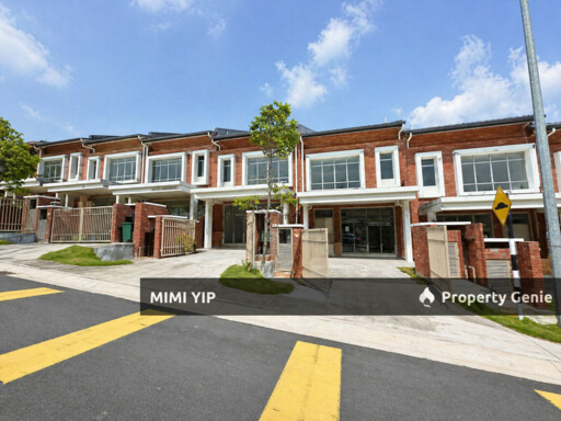 2 Storey Terrace House at Goodview Heights