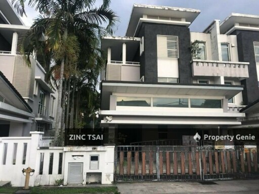 Siarah Oakleaf Bukit Antarabangsa Ampang Leasehold 3 Storey Semi D Auction | 5,077 sqft Land | Save RM 313K