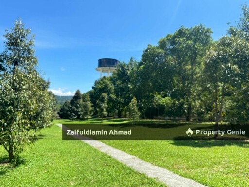 TANAH DUSUN HULU LANGAT - Spacious Land With Nearby Education Facilities