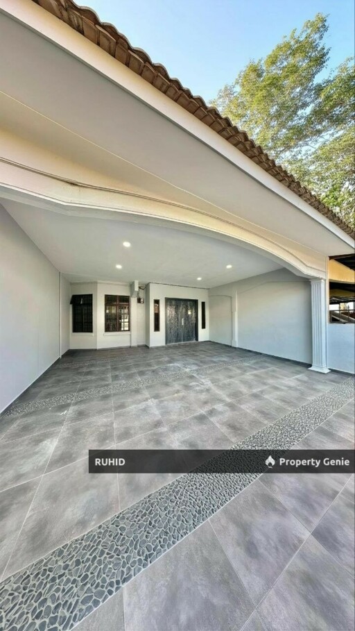 Taman Skudai Baru Fully Renovated 5-Bedroom Double Storey Terrace House for Sale