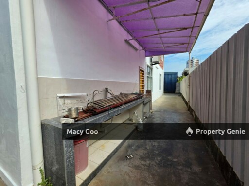 1.5 Storey Bungalow Tmn Union Klebang Besar