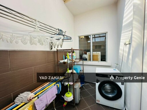 Sunway Kayangan, Shah Alam | 2-Storey Terrace 4 Bedrooms | RM730K - Extended Kitchen, Gated Guarded and Move In Condition