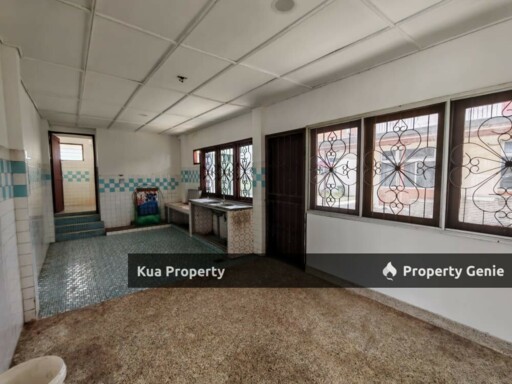 Double Storey Semi Detached House For Sale! Located at Jalan Pisang Timur