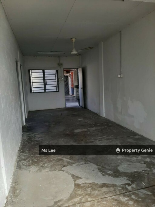 Rumah Pangsa Citra @ Taman Kajang Utama - Block Citra 5 Tingkat 4 top floor - Ready unit