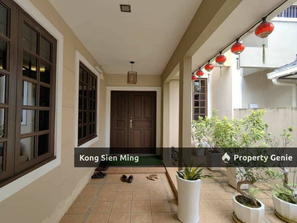 Kuching Double Storey Semi D at Jalan Stutong Baru