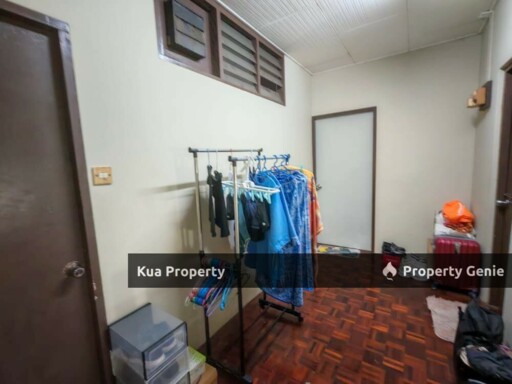 Double Storey Terrace Intermediate House For Sale! Located at 3rd Mile, Lorong Pasir