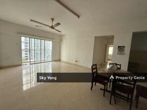 Sea View Tower Partially furnished For Rent