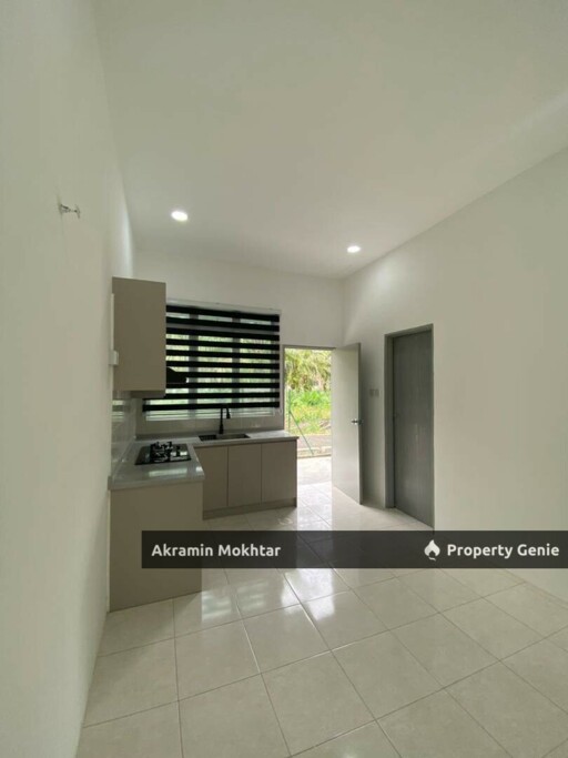 Rumah teres 2 tingkat UNTUK DISEWA di Jln Sukepi, Teluk Panglima Garang(Dekat dengan jalan kebun)