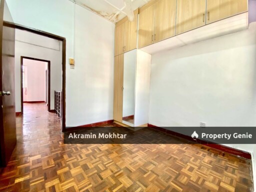 FREEHOLD, RENOVATED & PARTIALLY FURNISHED | Double Storey Terrace@Laman 2, Bandar Seri Putra
