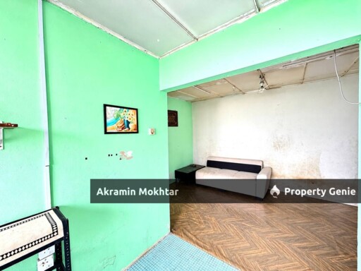 FLAT DESA PETALING, KL