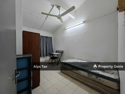 Jalan SS 15-2E Subang Jaya (Female Unit Only)