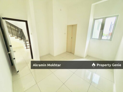 Freehold & Facing Open | 2 Storey Superlink Terrace Frischia Serene Heights, Bangi Kajang Selangor