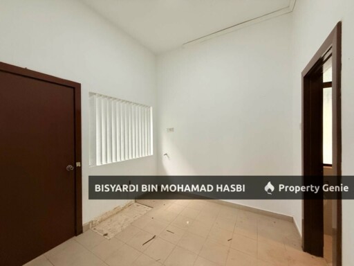 2.5 Storey Bungalow House Jalan Elitis Dahina, Valencia Sungai Buloh.