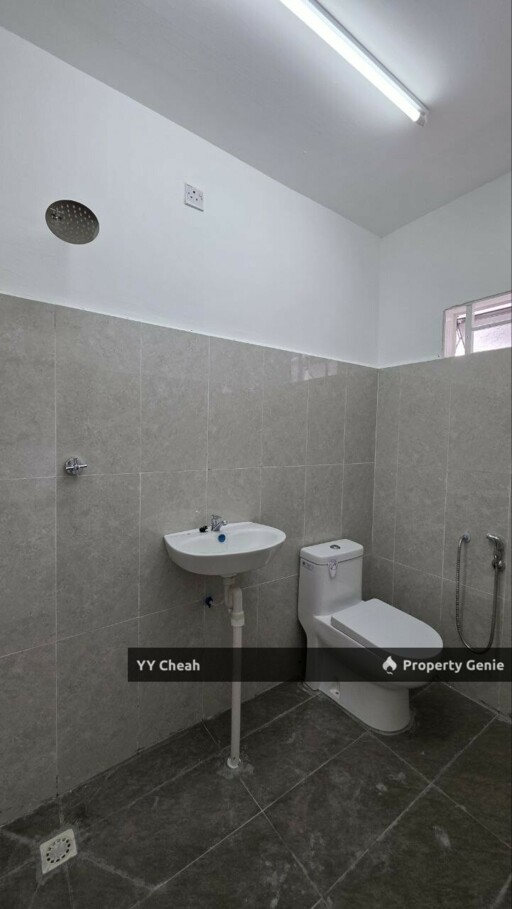 Ampang Ipoh 2 Storey For Sale 20x80 Fully Renovated Modern, 5 Rooms