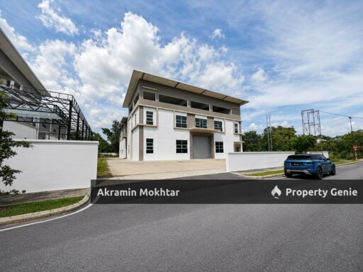 CORNER 2.5 STOREY DETACHED FACTORY TO LEASE Saujana Teknologi Rawang STR