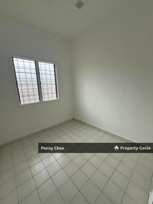 For Sale Taman Pakatan Jaya Double Storey Terrace House, Facing to Empty Land and Facing North, Nearby to Sunway Lost World