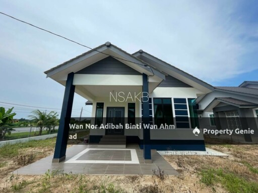 BANGLO TEPI JALAN UTAMA PADANG MELINTANG BACHOK-KB