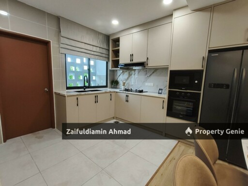 Spacious Aludra Cyberjaya, Unfurnished with Playground Facilities