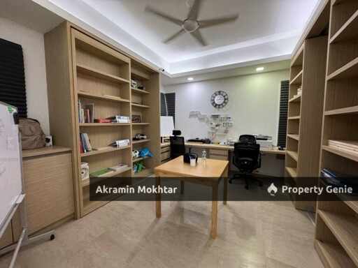 2.5 Storey Bungalow Lake Garden Villas, Cahaya SPK  Seksyen U9, Shah Alam