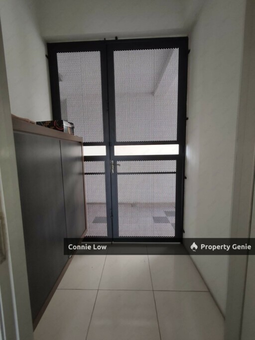 Corner unit with furnished Oasis Condo for Rent