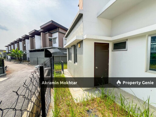 Freehold & Corner Lot | 2 Storey Terrace House Serene Heights Semenyih