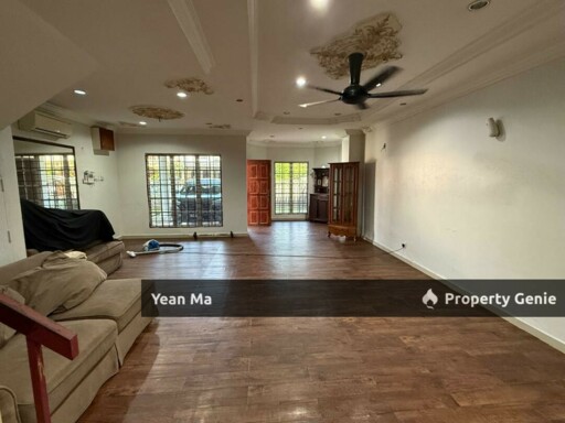 (Corner Lot)2 Storey Taman Rawang Jaya For Sales