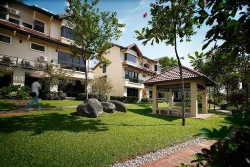 NADIA PARK HOME