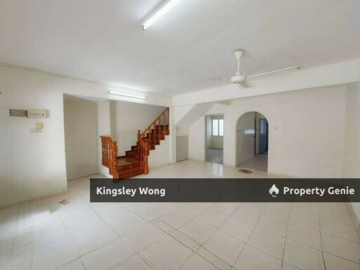 Bercham,Taman Pakatan Jaya Double Storey Terrace House Bacis unit Link Sunway Ipoh City