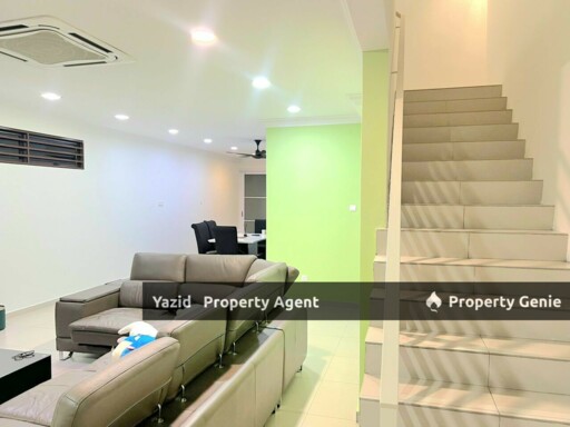 Double Storey, Garden Height, Bandar Tasik Puteri, Rawang [ ENDLOT NON BUMI ]