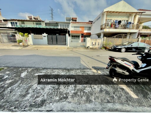 Freehold & Renovated | 2 Storey Terrace Jalan Indah Taman Selayang Indah, Selayang Selangor