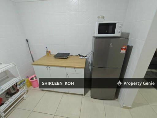Room for Rent at Sky Breeze Apartment @ Bukit Indah