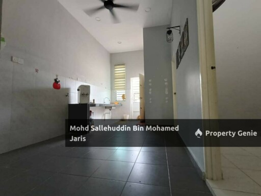 RUMAH TERES SETINGKAT SUNGAI KARANG MESRA