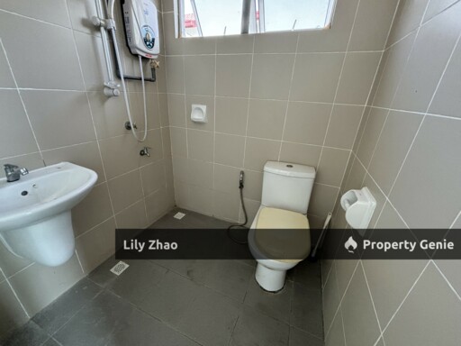 2-Storey Link-Detached House for Sale, 5Rooms, 5Bath, Taman Salut Perdana, behind Salut Commercials, Sepanggar KKIP, Kota Kinabalu