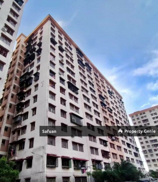 Flat Desaria Blok J Taman Medan Petaling Jaya