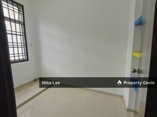 Setia Indah Double Storey House For Rent!!