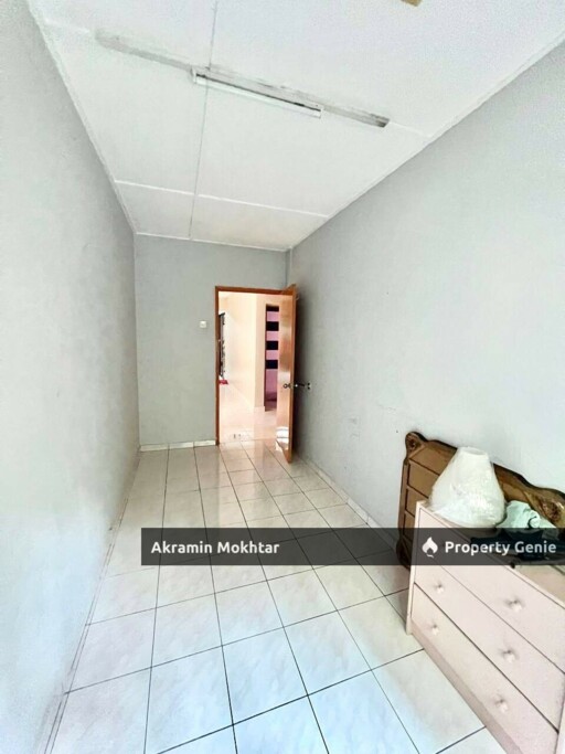 [Corner] Saujana Apartment, Damansara Damai
