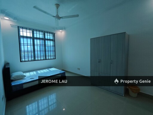 Master Room for Rent Kipark Kip Villa Tampoi near Paradigm Mall