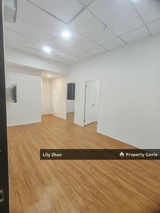 Office Room for Rent, 400 sqft, Private Toilet, Newly Renovated, Prime Area, 2nd Floor Grand Plaza Putatan 5 Town, Kota Kinabalu