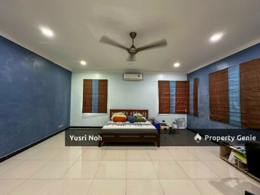 HUGE LAND 2.5 Storey Bungalow Putra Hill Residency Bandar Seri Putra Bangi