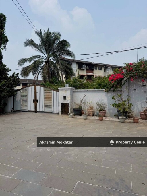 Corner Lot & Renovated | Double Storey Bungalow Seksyen 1 Bandar Baru Bangi