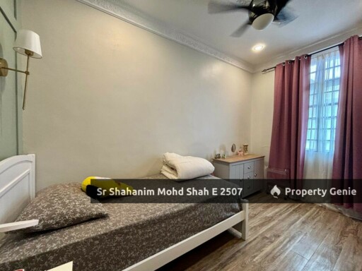 2 Storey Semi D Taman Ixora Salak Tinggi, Sepang